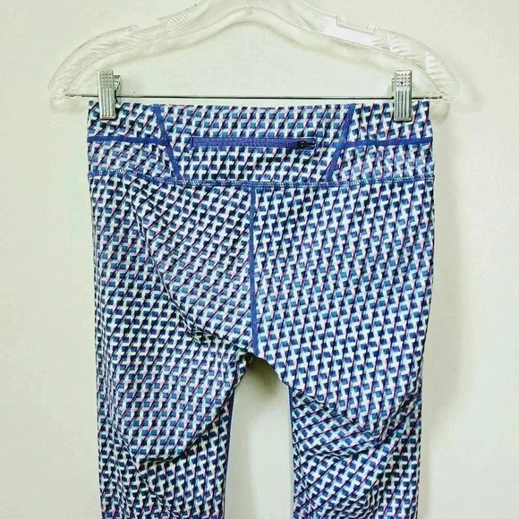 Athleta geometric print cropped leggings small - Picture 7 of 10